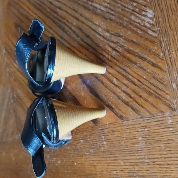 CONNIE Heeled Sandals - Picture 7 of 8